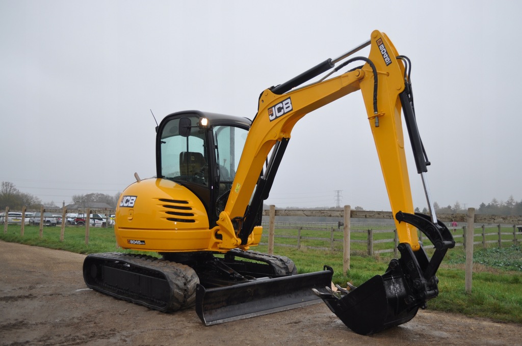 MINIKOPARKA JCB 8045 ZTS 2011r. 4.7t koparka