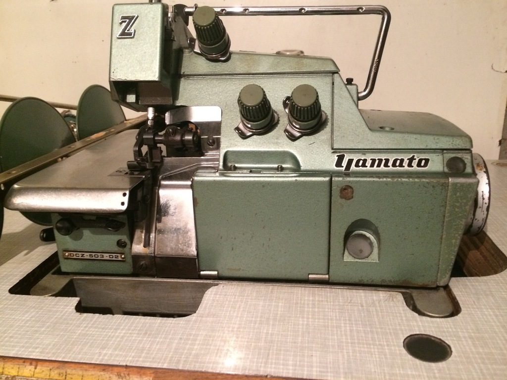 Overlock Yamato DCZ-503-D2 3-nitkowy