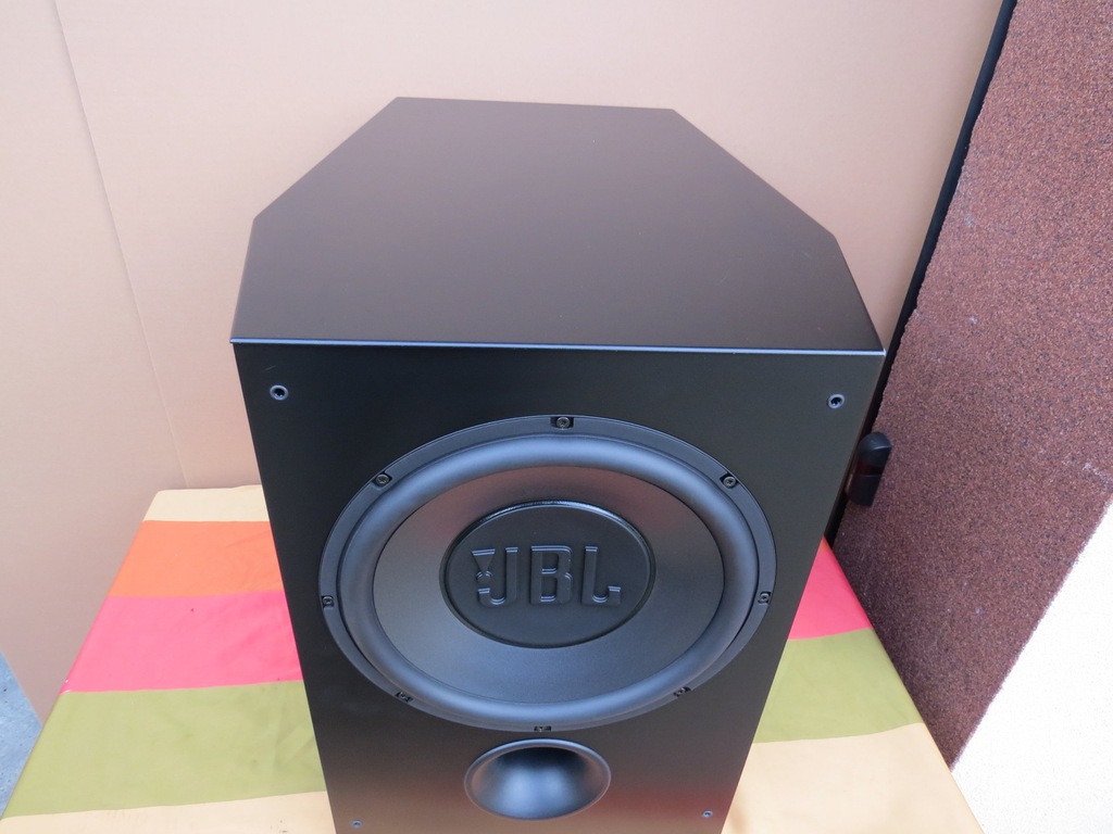 Jbl xti hot sale 300 subwoofer