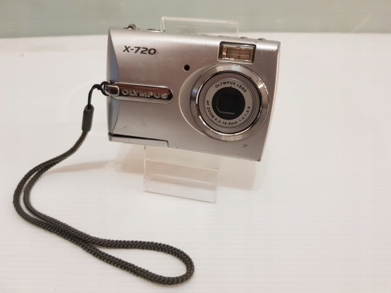 OLYMPUS X-720 - 5MPX - W ZESTAWIE Z PUDEŁKIEM!