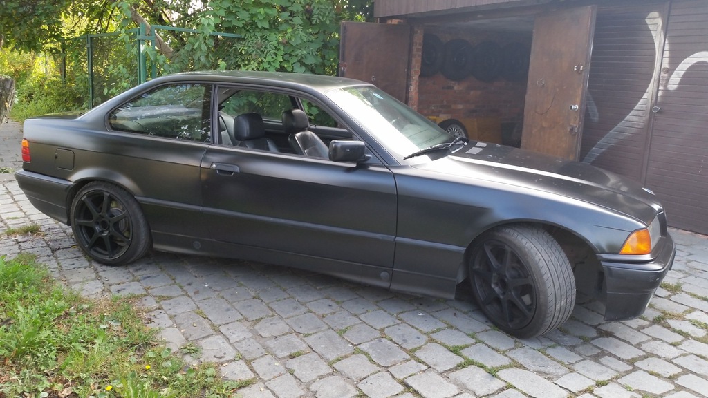 BMW e36 2,5 coupe +lpg czarny półmat Wrocław