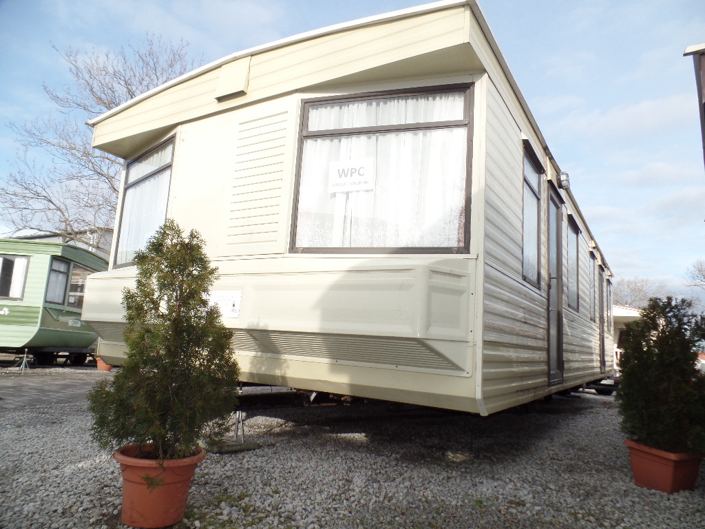 DOMEK HOLENDERSKI / DOMKI HOLENDERSKIE  3.7m x 11m