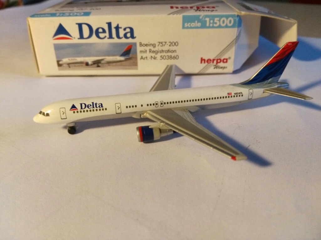 Model samolotu Boeing 757 Delta 1-500 Herpa - 7729598307 - oficjalne ...