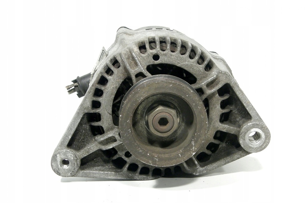 Alternator Nissan Primera P11 19962002 2.0 7607099227