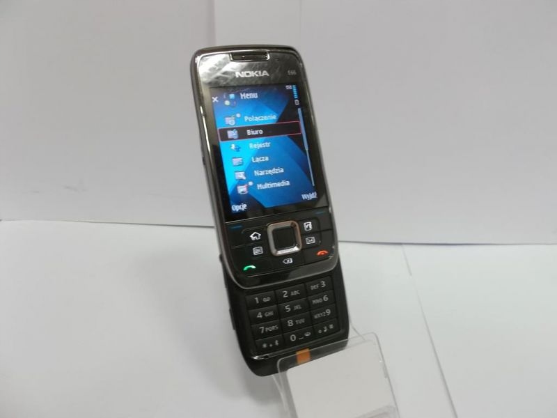 NOKIA E 66