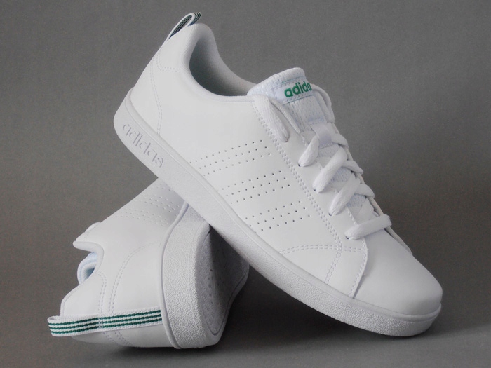 stan smith vs advantage clean