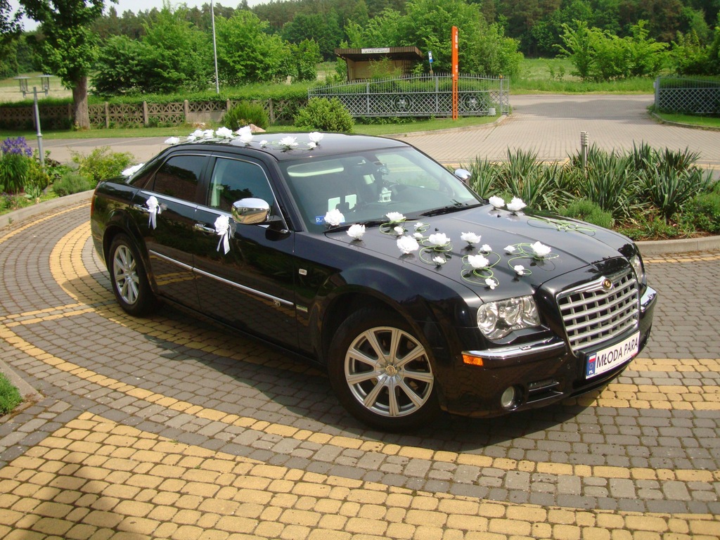Auto, Limuzyna Chrysler 300C do slubu. Szczecin.