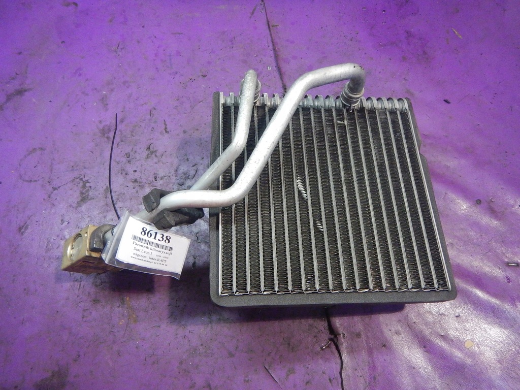 Seat Leon I 96-06 Parownik klimatyzacji 1J1820103A
