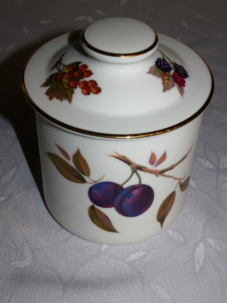  ROYAL WORCESTER EVESHAM  Waza / Rondel 