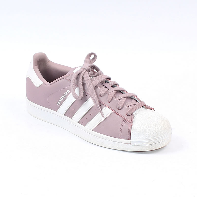 Adidas best sale superstar 40