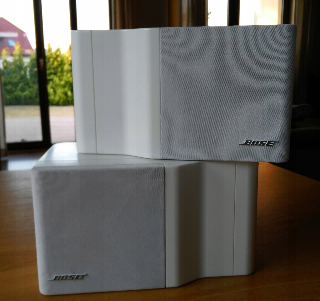 Bose freestyle speaker store system