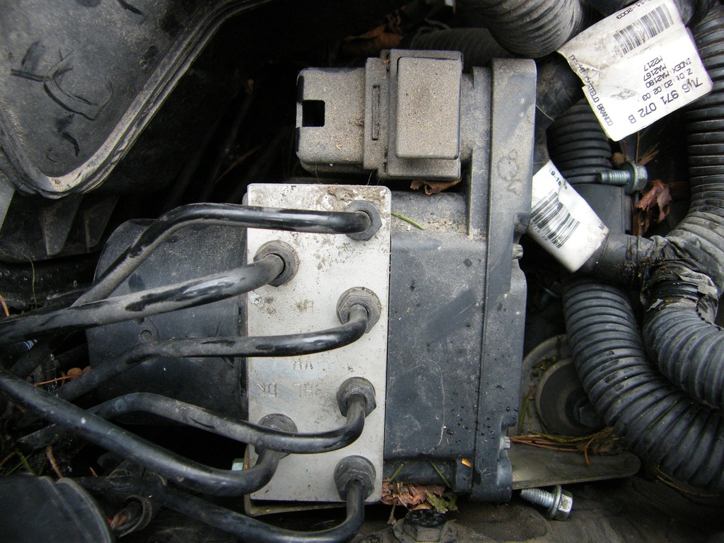VW TOUAREG 7L - POMPA ABS ESP 7L0907379C GWAR.