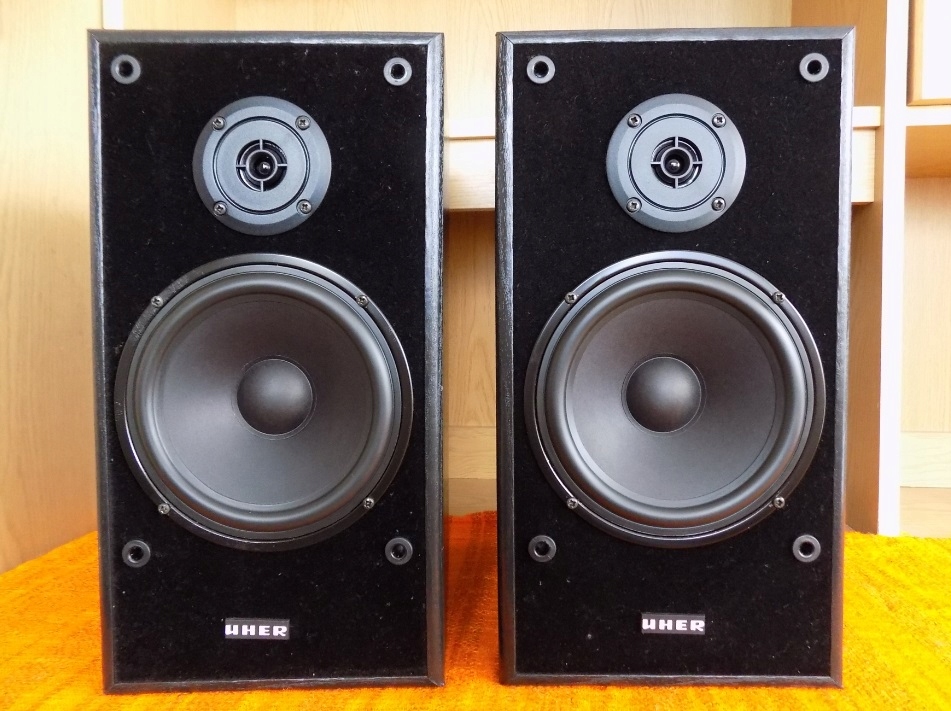Niemieckie --- Uher MN 100 --- 100 wat