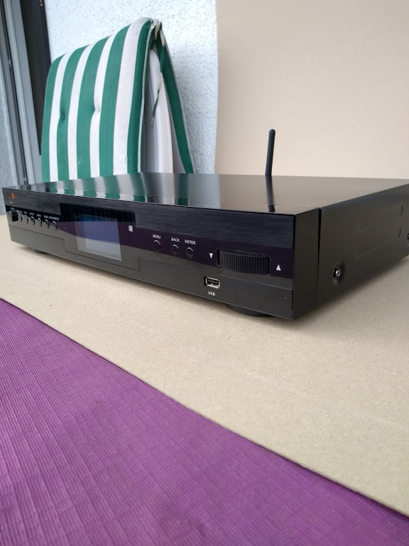 RADIO INTERNETOWE MUVID IR 815