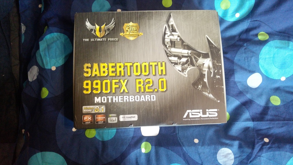 Procesor AMD FX 9590 + Płyta główna + 8Gb Ram