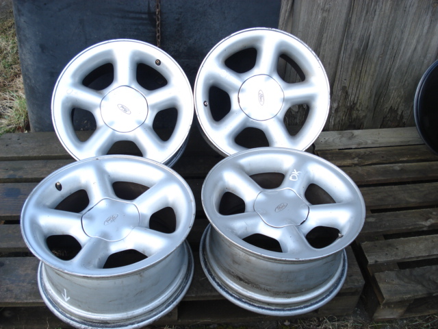 FELGI ALUMINIOWE 8Jx16 FORD ESCORT RS COSWORTH