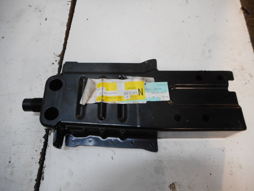 STREFA ZGNIOTU  MERCEDES VIANO A4476200987
