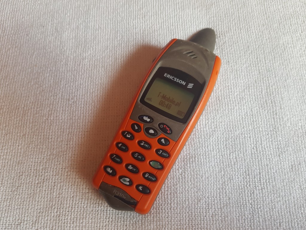 Ericsson R310s Shark sprawny unikat