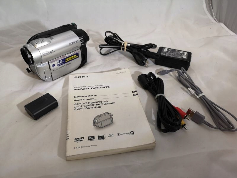 KAMERA SONY HANDYCAM DCR-DVD110E