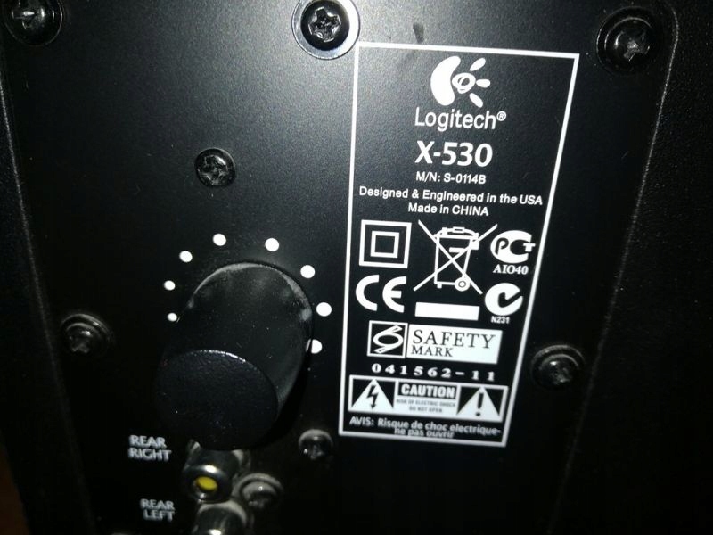GŁOŚNIKI LOGITECH X-530 5.1 SUBWOOFER