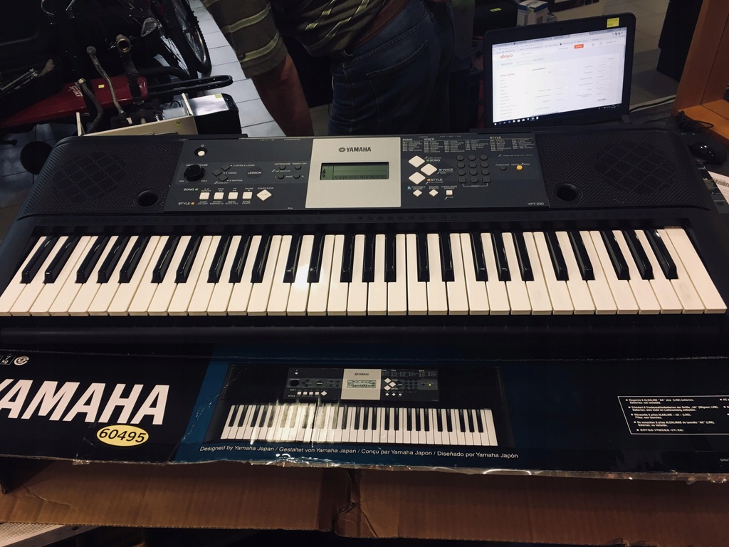 Organy YAMAHA YPT-230