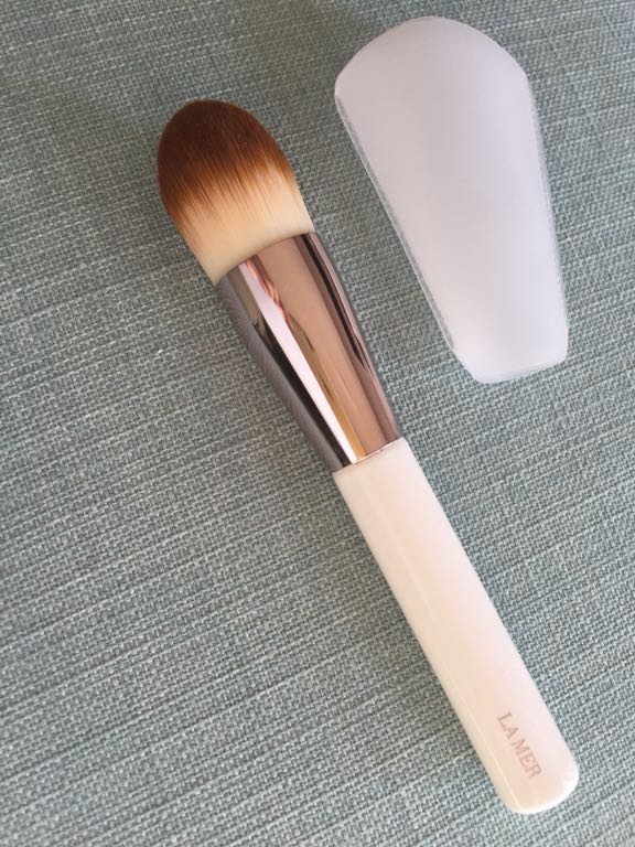 La Mer pędzel do podkładu lepszy niz Mac Zoeva