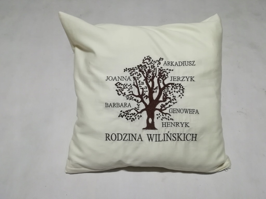 Drzewo genealogiczne poduszka z haftem
