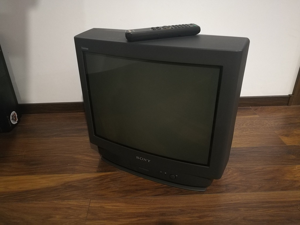 Telewizor TV CRT Sony Trinitron KV-M2171K 21 cala