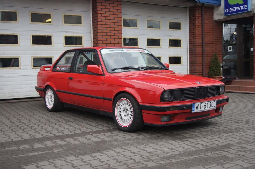 BMW e30 1,8 is 1990 r.