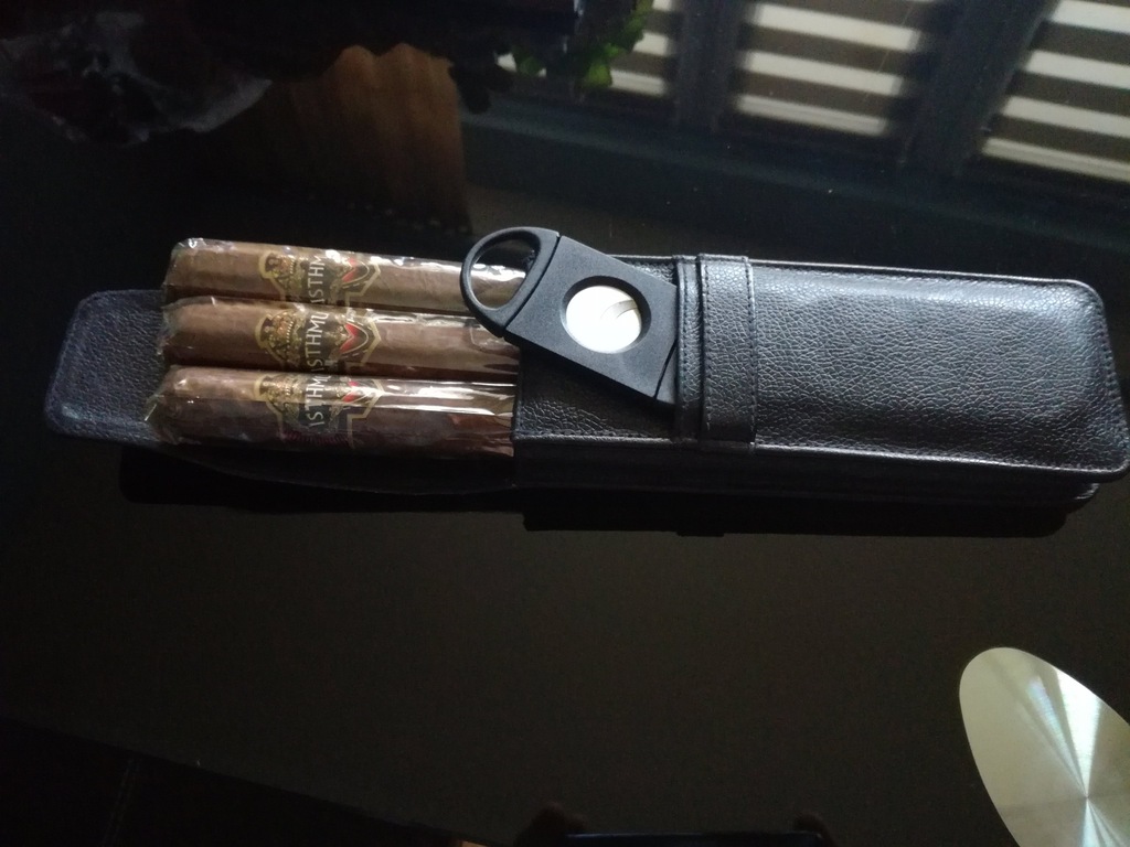 Cygara z etui Skóra Nowe