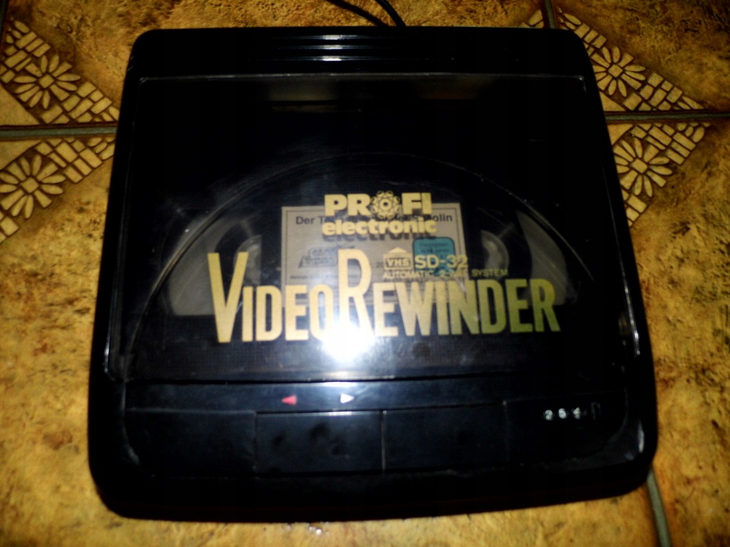 PRZEWIJARKA KASET MAGNETOWIDOWYCH VHS