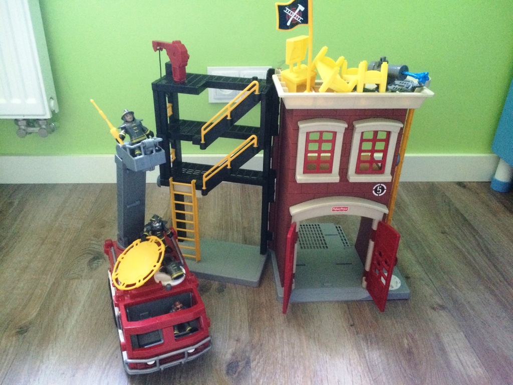 FISHER PRICE Imaginext - Remiza Strażacka - ZESTAW