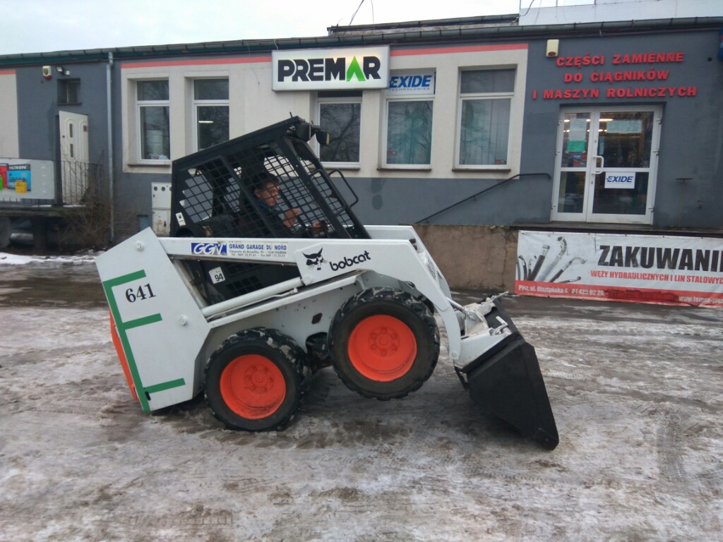 Mini Ładowarka BobCat 4x4 Pług
