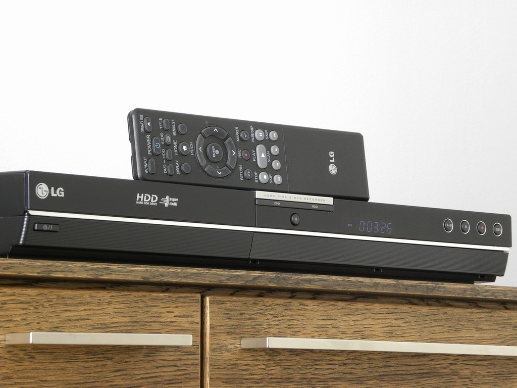 ### LG RH-488H ### NAGRYWARKA DVD Z DYSKIEM HDD