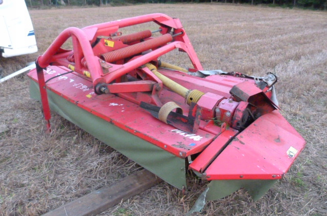 Kosiarka rotacyjna na przód stoll JF 3200