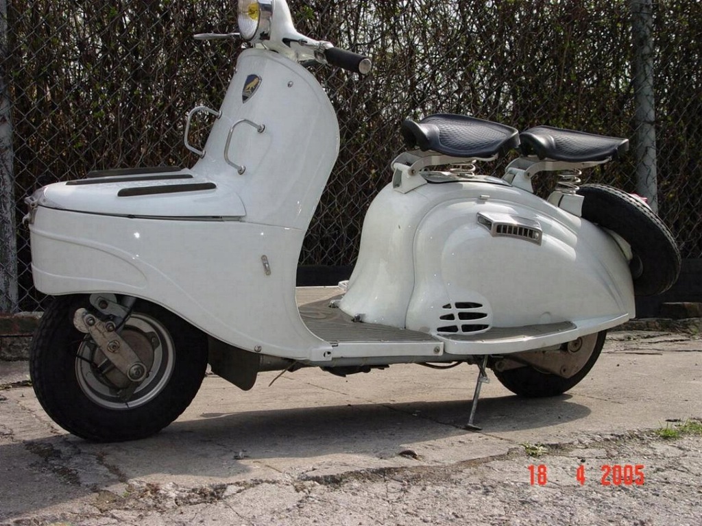 Peugeot S157B, S 157 B zawieszenie gumowe komplet