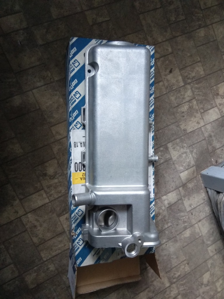 POKRYWA ZAWORÓW SEICENTO PANDA PUNTO 73502864