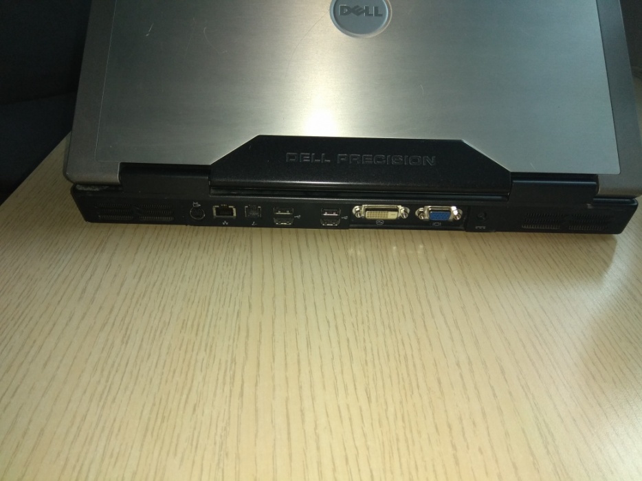 Dell Precision M90 2x2GHz, 3GB RAM, 500GB HDD, 17 7242278714