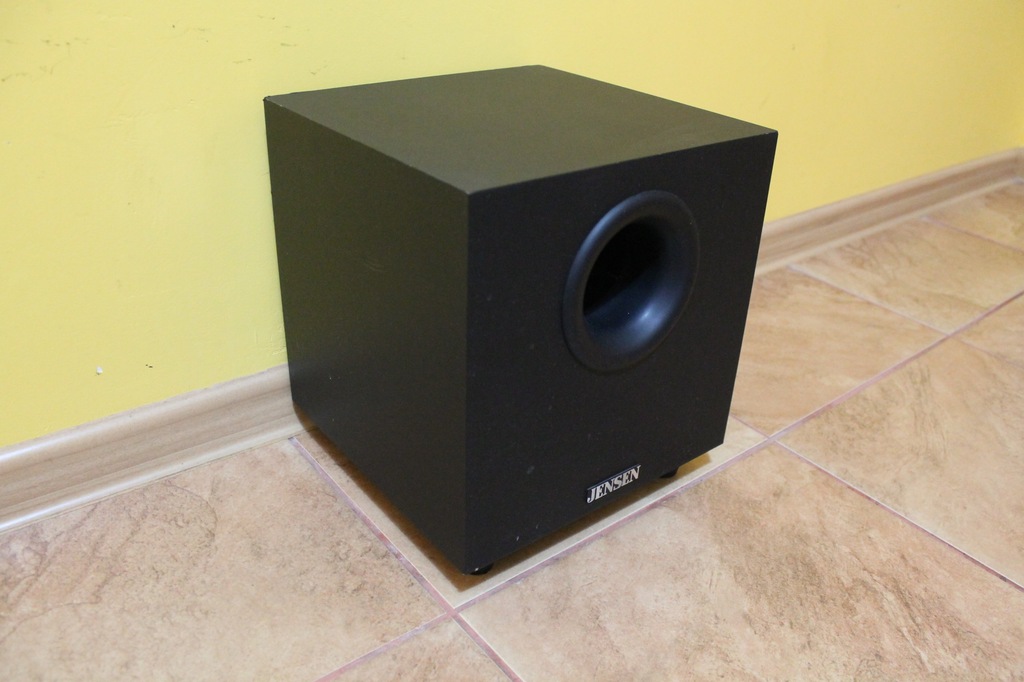 Subwoofer aktywny Magnat Jensen Accura