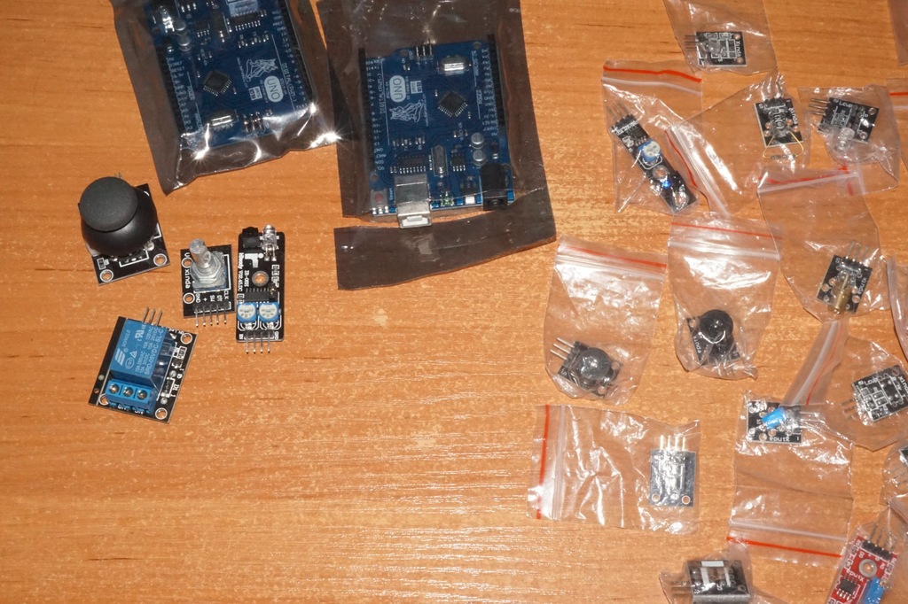 Zestaw 37 modułów Arduino + 2x Arduino UNO klon