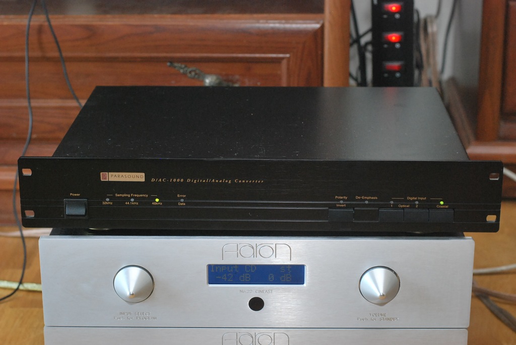 Parasound DAC-1000 PCM63 P