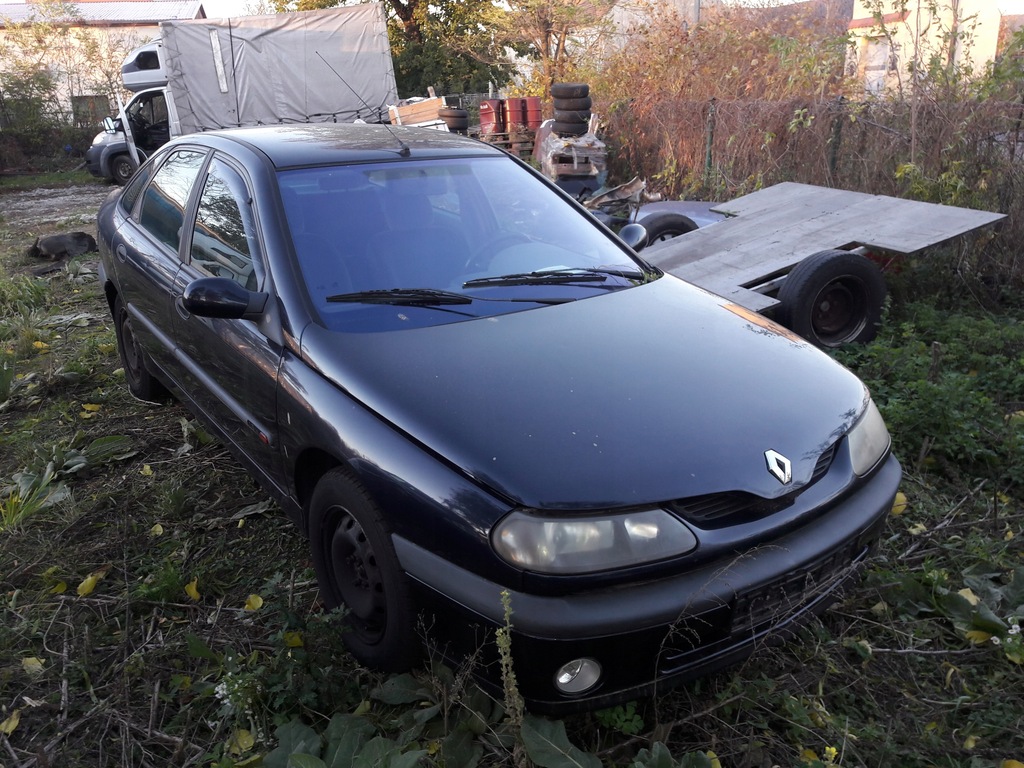 renault laguna 1 98 rok maska