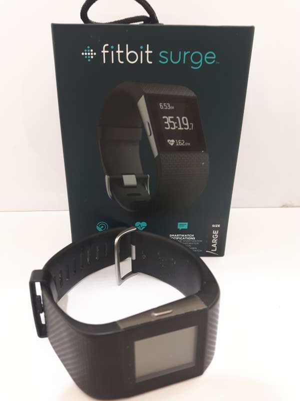 FITBIT SURGE USZKODZONY
