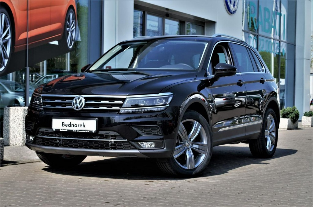 Volkswagen Tiguan Highline 2,0 TSI 180 KM 4x4 DSG
