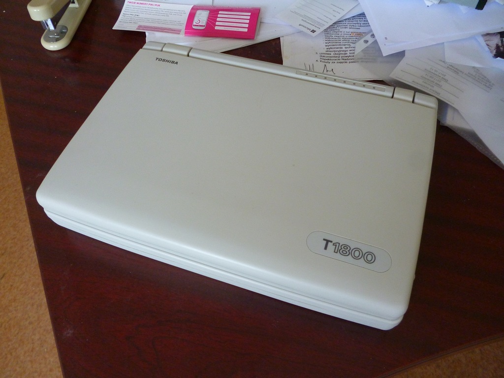 Stary laptop Toshiba T1800 386 - 7346613303 - oficjalne archiwum Allegro