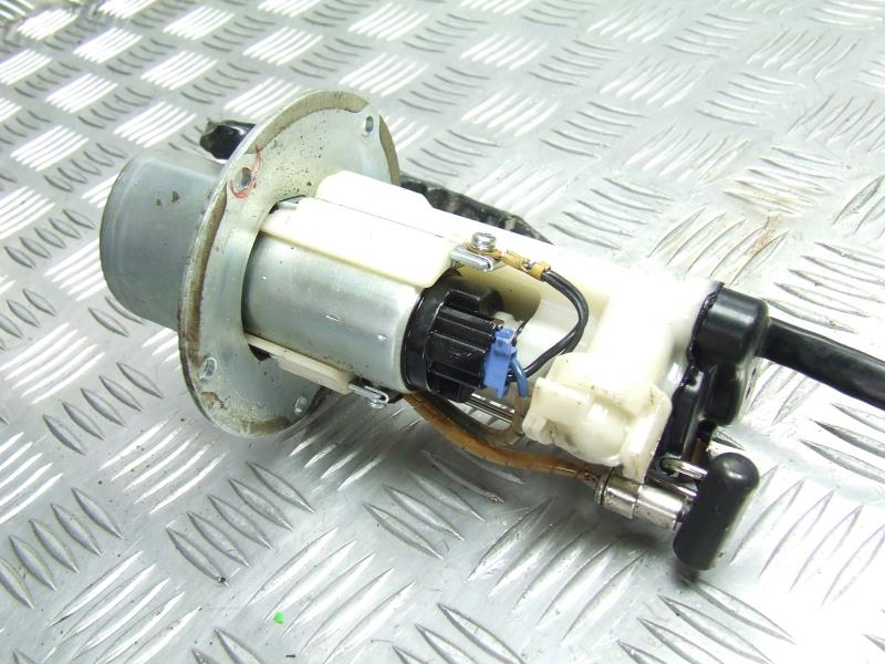 KAWASAKI ZX-6R 636 05-06 POMPA PALIWA 49040-0007
