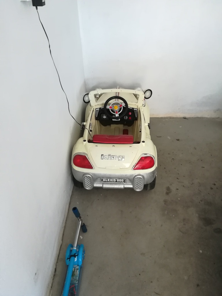 Samochód Autko z napędem elektrycznym Dla Dzieci