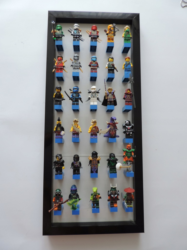 Tablica LEGO 52cm/22cm 30 figurek