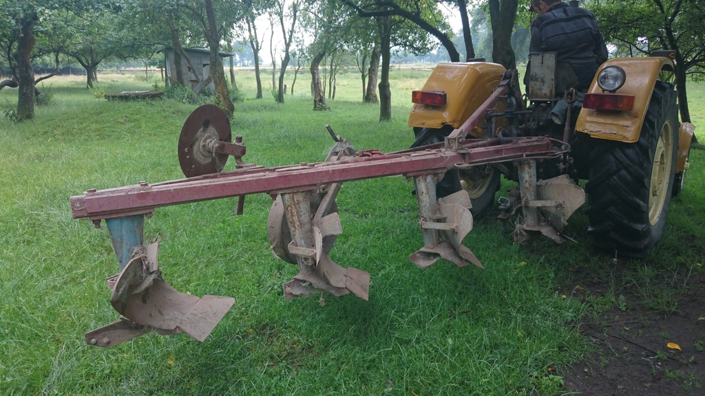 Pług pługi 4 cztero skibowy  gruby grudziądz