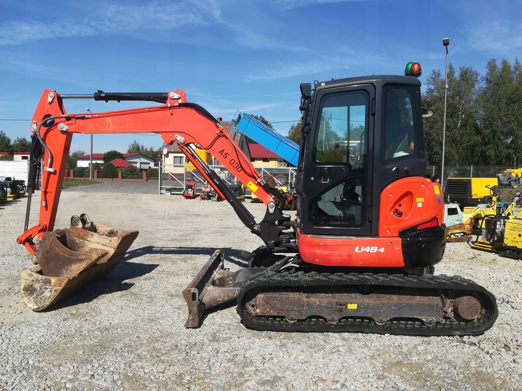 Minikoparka KUBOTA U48-4 , 14r! 4,8T ( takeuchi )